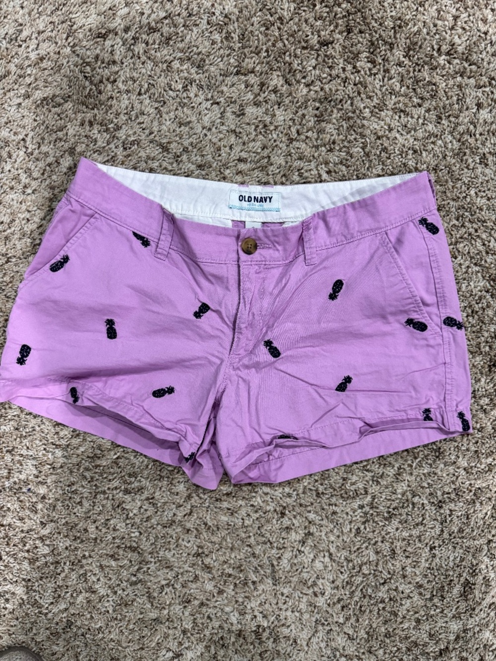 Old Navy women's shorts in lavender with embroidered navy pineapples size 8 NEW